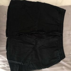 Forever 21 black skirt
